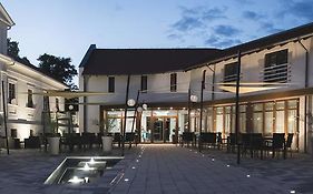 Munkácsy Hotel